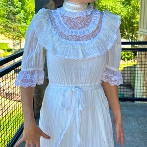 Vintage Gunne Sax Ivory/White Wedding Dress- Prairie Dress